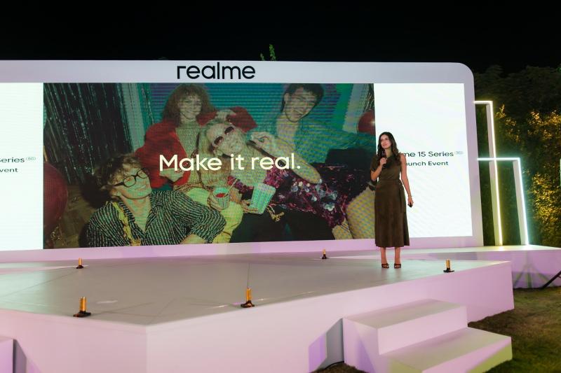 ” ريلمي ” تطلق سلسلة realme 15 5G في أولى حفلاتها الترفيهية: تجربة استثنائية تجمع بين المتعة وروح الحياة الليلية