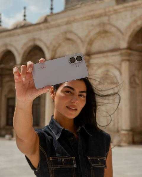 vivo V60 Lite يجعلها أكثر متعة وسلاسة بفضل تقنيات التصوير والأداء القوي
