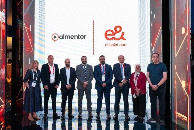 ” إي آند مصر ”  توقع شراكة حصرية مع منصة المنتور لتقديم تجربة تعليمية رقمية غير مسبوقة لعملائها المميزين