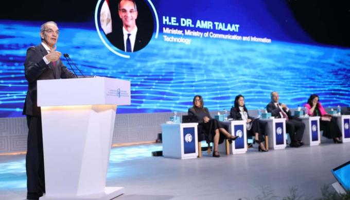 عمرو طلعت : تنفيذ مشروعات لاستخدام الذكاء الاصطناعى فى الكشف المبكر عن عدد من الأمراض