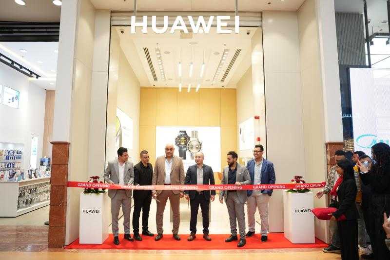 ” هواوى ” تعلن عن افتتاح متجر جديد لها في مول العرب بالشيخ زايد