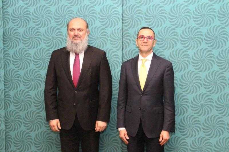 وزير الاستثمار يلتقي بجمهورية باكستان لبحث سبل تعزيز العلاقات الاقتصادية بين البلدين