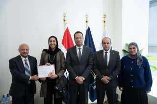 تخريج أول دفعة من البرنامج التدريبى المتخصص لبناء قدرات طلاب وخريجى الجامعة فى مجالات تحليل البيانات الضخمة والذكاء الاصطناعى