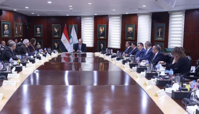 عمرو طلعت :  إضافة 1000 منفذ بريد جديد ونشر أكثر من 3000 ماكينة صراف آلى فى مكاتب البريد منذ عام 2018