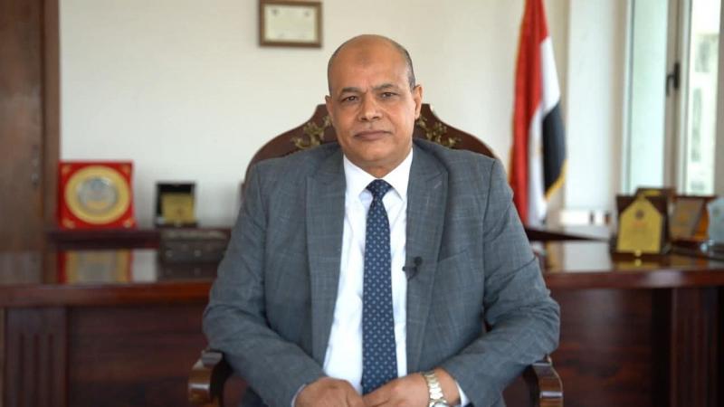 الدكتور أحمد هريدي رئيس قطاع الحسابات والمديريات المالية