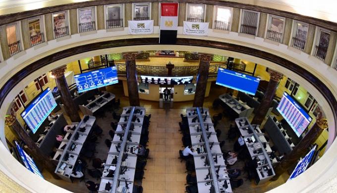 مؤشر قطاع البنوك بالبورصة يتراجع بنسبة 0.48% خلال بداية تعاملات اليوم