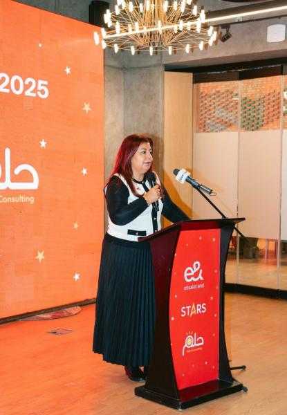 ” إى آند مصر ”  تحتفل بتخريج أولى دفعات برنامج «Stars» لذوي الاحتياجات الخاصة