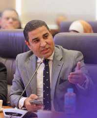 تعيين الدكتور مصطفى ثابت عميدًا لكلية الحاسبات والمعلومات بجامعة النهضة