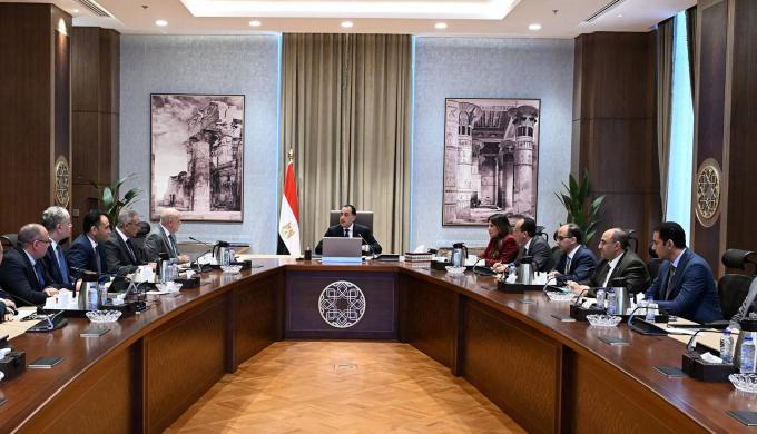 ”مدبولى” يتابع الموقف التنفيذي لأعمال المرحلة الأولى من المبادرة الرئاسية ”حياة كريمة” واستعدادات بدء المرحلة الثانية