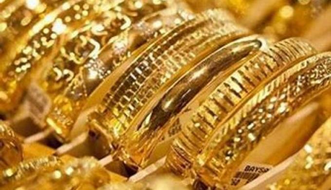 الذهب يتجاوز مستوى 5000 دولار مع تجدد توترات الشرق الأوسط