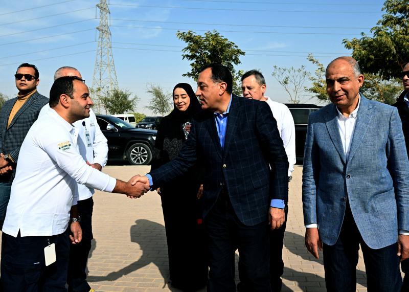  رئيس مجلس الوزراء، ومرافقوه