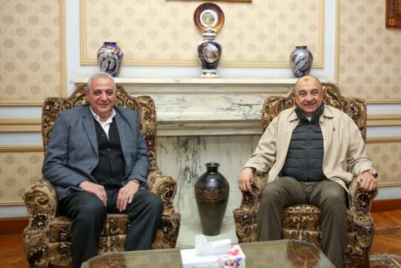 وزير قطاع الأعمال العام مع  محافظ الغربية