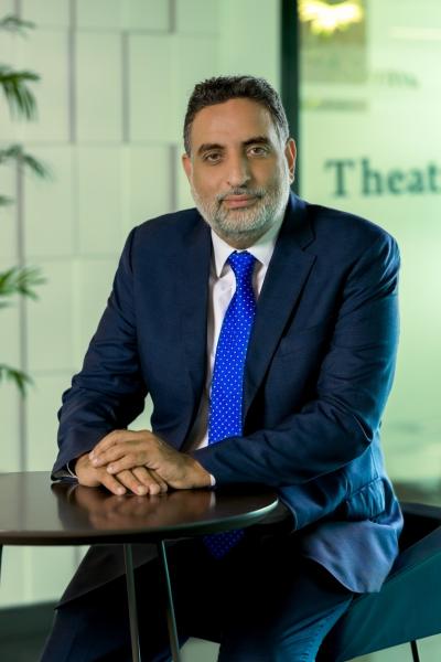  باسم مجاهد الرئيس التنفيذي لشركة راية للتجارة والتوزيع 