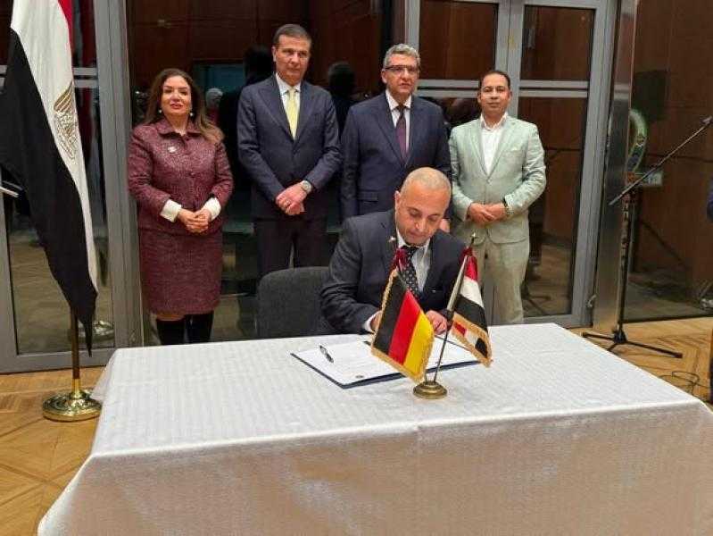 وزير الزراعة يشهد تدشين أعمال مجلس الصادرات والأعمال المصرية في شمال ألمانيا بالقنصلية العامة في هامبورج برعاية السفير المصري في برلين