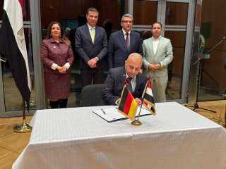 وزير الزراعة يشهد تدشين أعمال مجلس الصادرات والأعمال المصرية في شمال ألمانيا بالقنصلية العامة في هامبورج برعاية السفير المصري في برلين