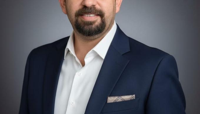 شراكة بين ”راية القابضة” و”شعبة محرري الاتصالات” لدعم البنية التكنولوجية بالمركز الصحفي لنقابة الصحفيين