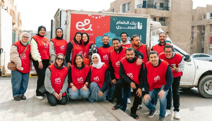 إي آند مصر تطلق مبادرة ”طبق العيلة” لتقديم الوجبات اليومية وتنظم فعاليات إفطار جماعية فى ”عزومة العيلة”