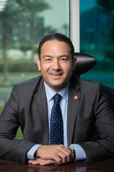 أحمد حسان عامر يكتب : إدارة هشام مهران ل ” اورنج مصر ”  ..قيادات غيرت الواقع و صنعت الفارق