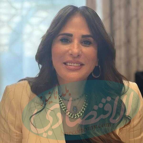 وزيرة الإسكان تتابع موقف المشروعات والخدمات بعدد من مدن الصعيد الجديدة