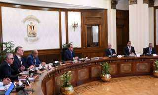 رئيس الوزراء يتابع موقف تنفيذ عدد من ملفات العمل بالمنطقة الاقتصادية لقناة السويس