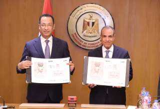 ” عبد العاطى ”  و ” هندى ” يبحثان التعاون في التحول الرقمي وتطوير الخدمات القنصلية ويدشنان طابع بريد المئوية الثانية ل” الخارجية ”