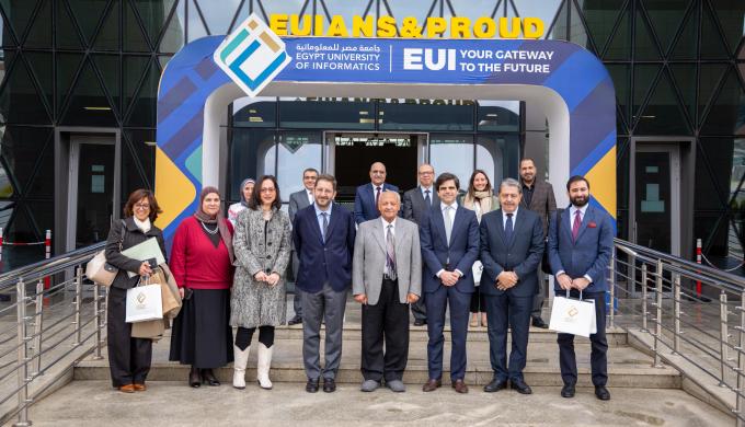 ” حمد  ” :  ندرس التعاون مع جامعة IE الاسبانية للاستفادة من شبكة علاقتها الأكاديمية والصناعية وتجربة المدارس الصيفية