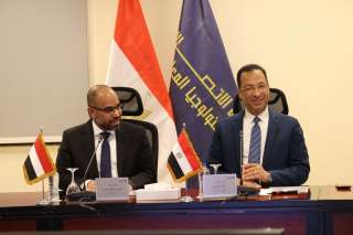 التحول الرقمي وبناء القدرات الرقمية محور مباحثات وزير الاتصالات مع نظيره اليمنى