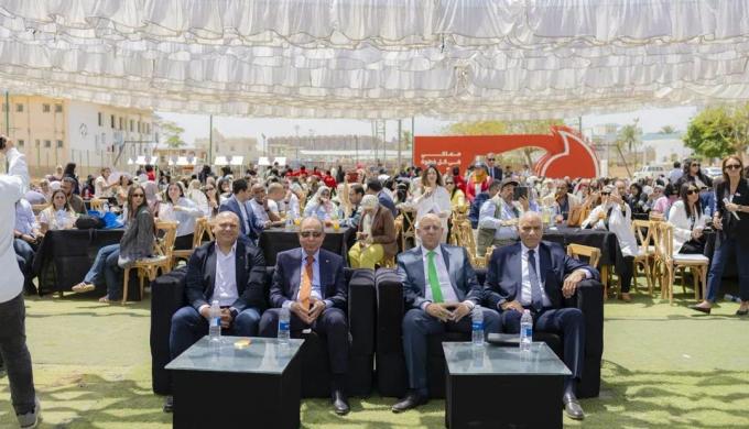 جهاز تنمية المشروعات يشارك في احتفالية برنامج ”معاكي” للتمكين الاقتصادي للمرأة في المنيا وتشجيعها على العمل