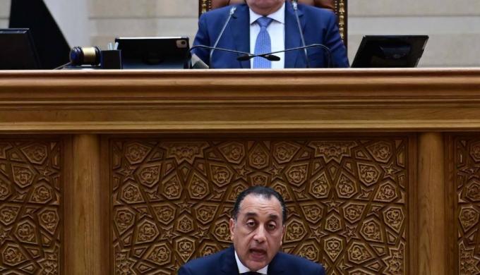 ” مدبولى ” : صدمة الطاقة العالمية رفعت النفط إلى 120 دولارًا وخسائر السياحة 600 مليون دولار يوميًا