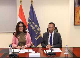 وزيرا الاتصالات والثقافة يبحثان تعزيز التعاون في التحول الرقمي