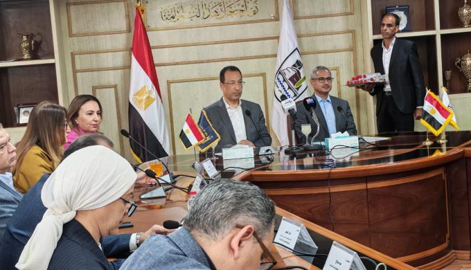 جولة موسعة لوزير الاتصالات في بني سويف تشمل البريد والسنترالات ومراكز الإبداع الرقمي