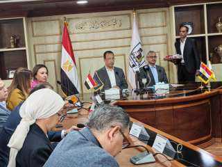جولة موسعة لوزير الاتصالات في بني سويف تشمل البريد والسنترالات ومراكز الإبداع الرقمي