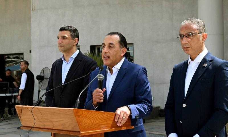 رئيس الوزراء : جولة اليوم شملت افتتاح مصنعين جديدين بالكامل بالإضافة إلى تفقد خطوط الإنتاج
