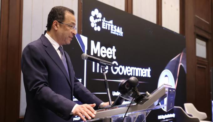 وزير الاتصالات : نستهدف رفع صادرات التعهيد إلى 6 مليارات دولار وتصنيع أكثر من 15 مليون هاتف محمول في مصر بنهاية 2026