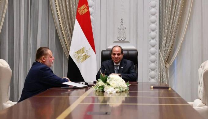 الرئيس السيسي يجتمع مع محافظ البنك المركزي لبحث جهود خفض التضخم وزيادة التدفقات الدولارية