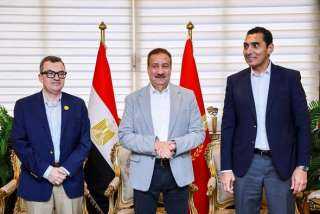 وزير التخطيط والتنمية الاقتصادية يبدأ جولة ميدانية ببورسعيد ويلتقي أعضاء مجلسي النواب والشيوخ لتفقد الاستاد الجديد والمشروعات الجامعية