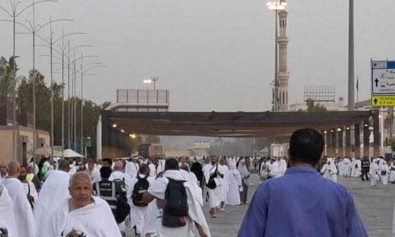 وزارة السياحة والآثار : بدء أولى رحلات طيران عودة حجاج السياحة المصريين اعتباراً من اليوم وحتى منتصف يونيو المُقبل