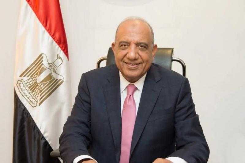 وزير الكهرباء والطاقة المتجددة يتابع عمل لجان المرور الميداني والمتابعة والتفتيش على مراكز الخدمة والشحن والتحكم الآلي