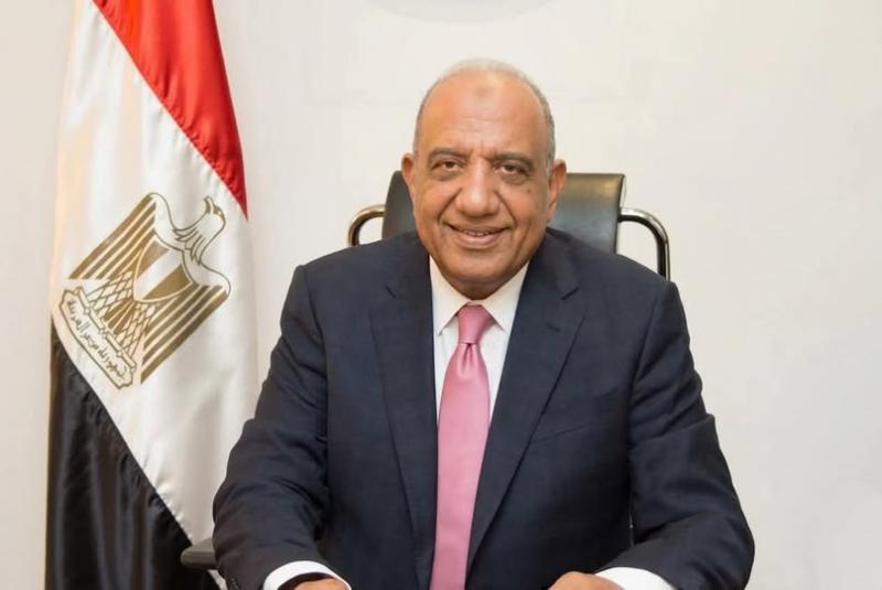 وزير الكهرباء و الطاقة المتجددة