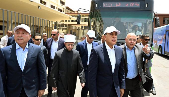 ” الجيوشى ” :  خطة لتحويل 1962 أتوبيسًا للعمل بالغاز الطبيعي على ست مراحل ومشروع لتوريد 100 أتوبيس كهربائي جديد