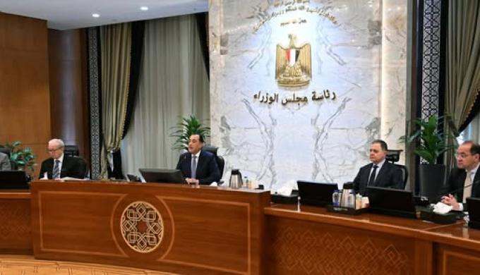 ” مدبولى ”  : الدولة المصرية تمكنت من الوفاء بالتزاماتها لنصل إلى ”صفر” مستحقات لشركاء الاستثمار في إنتاج البترول والغاز