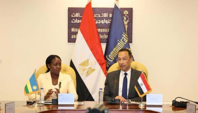مصر ورواندا تتفقان على توسيع التعاون في الذكاء الاصطناعي والحكومة الرقمية