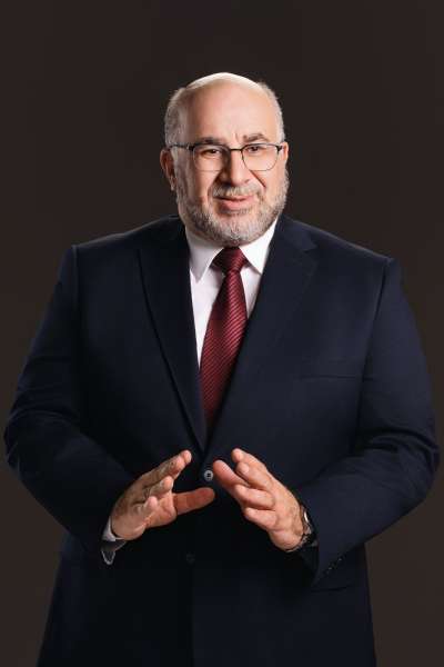 محمد أبو الليل المدير العام لقطاع تكنولوجيا المعلومات والاتصالات 