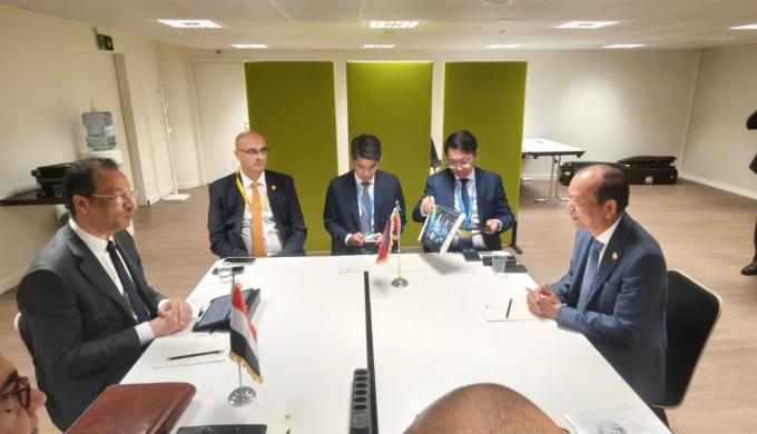 مصر وكمبوديا تبحثان التعاون في الأمن السيبراني والذكاء الاصطناعي والخدمات المالية الرقمية