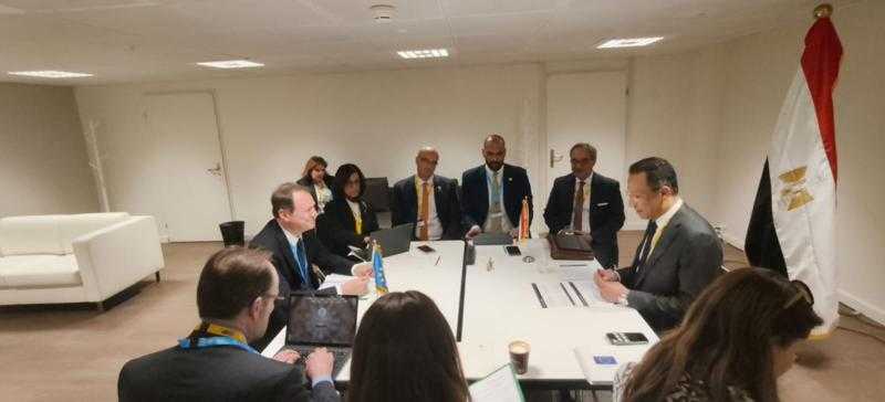 مصر والمفوضية الأوروبية تبحثان التعاون في الذكاء الاصطناعي والحوسبة الكمية والتحول الرقمي