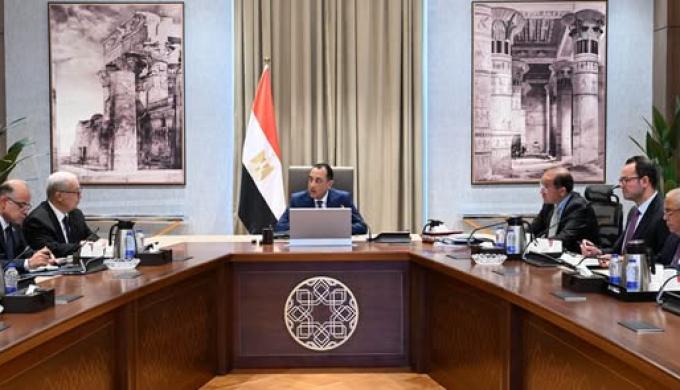 رئيس الوزراء يتابع مستجدات تنفيذ خطة تخارج الدولة من عدد من الشركات الحكومية