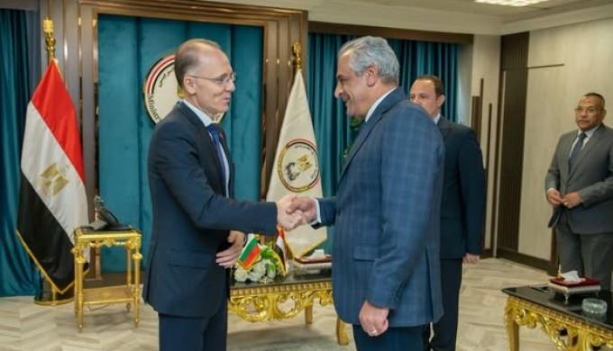 وزير الدولة للإنتاج الحربي يبحث مع سفير بلغاريا بالقاهرة سبل تعزيز التعاون المشترك