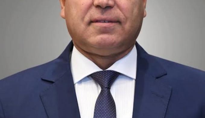 وزير النقل يتابع مع مركز الأزمات بالوزارة ورؤساء الهيئات والشركات التابعة انتظام حركة التشغيل بمختلف مرافق النقل والمواصلات عقب الهزة الأرضية التي شهدتها البلاد في الساعات الأولى من صباح اليوم