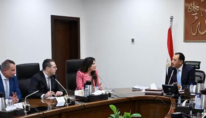 رئيس الوزراء يستعرض مقترح مشروع قانون الاتحاد المصري للمطورين العقاريين