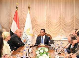 وزير الشباب والرياضة يلتقي بالرئيس التنفيذي والعضو المنتدب لبنكsaib لبحث تعزيز التعاون المشترك بين الجانبين